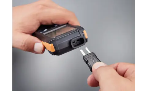 testo 925 - TC K Tipi için termokupl sıcaklık ölçer, App bağlantılı