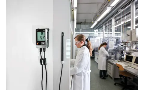 testo 176 P1 - Mutlak basınç, sıcaklık ve nem data logger'ı